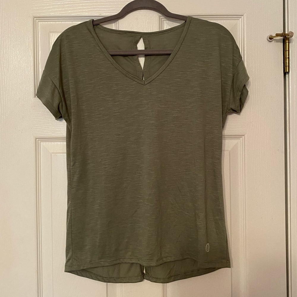 Athleisure tee